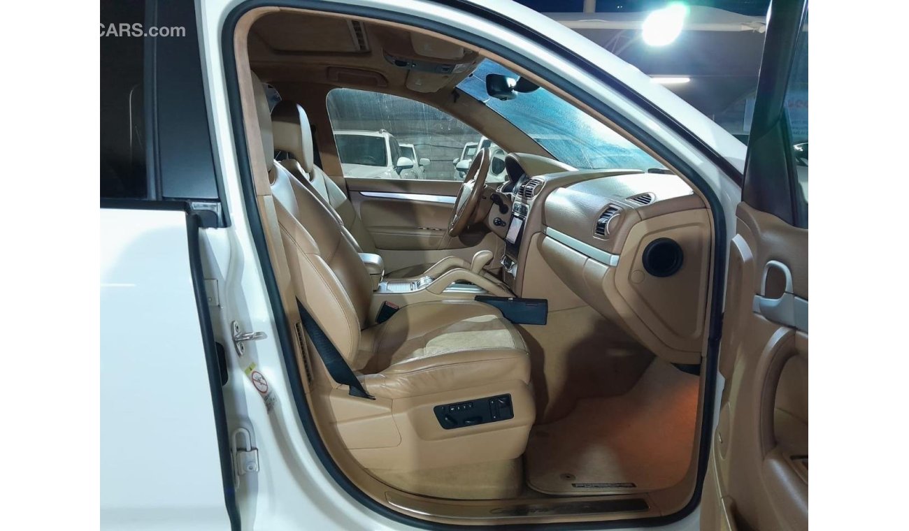 بورش كايان جي تي أس PORSCHE CAYENNE GTS 4.8L 2008 WITH SUNROOF, BOSE SOUND SYSTEM, AND MORE..