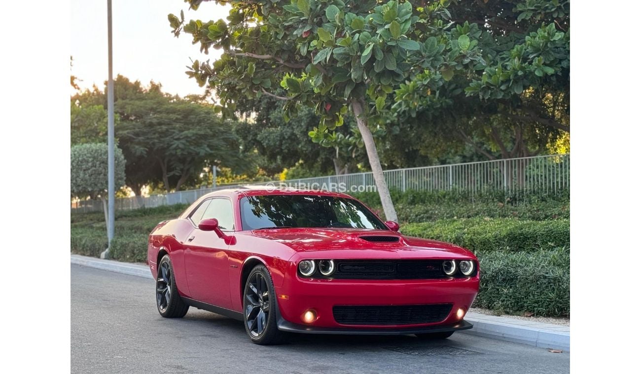 Dodge Challenger R/T 5.7L (375 HP)