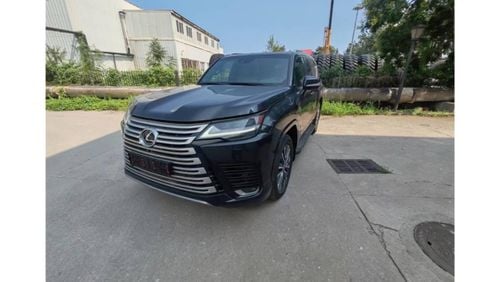 Lexus LX 500 Lexus LX 500d Luxury