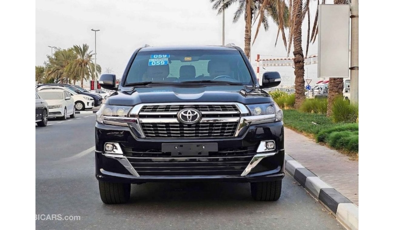 تويوتا لاند كروزر Toyota landcuriser GXR V6 2017 full option top the range petrol left hand drive