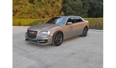 Chrysler 300s Chrysler 300s 2017 usa full opstions