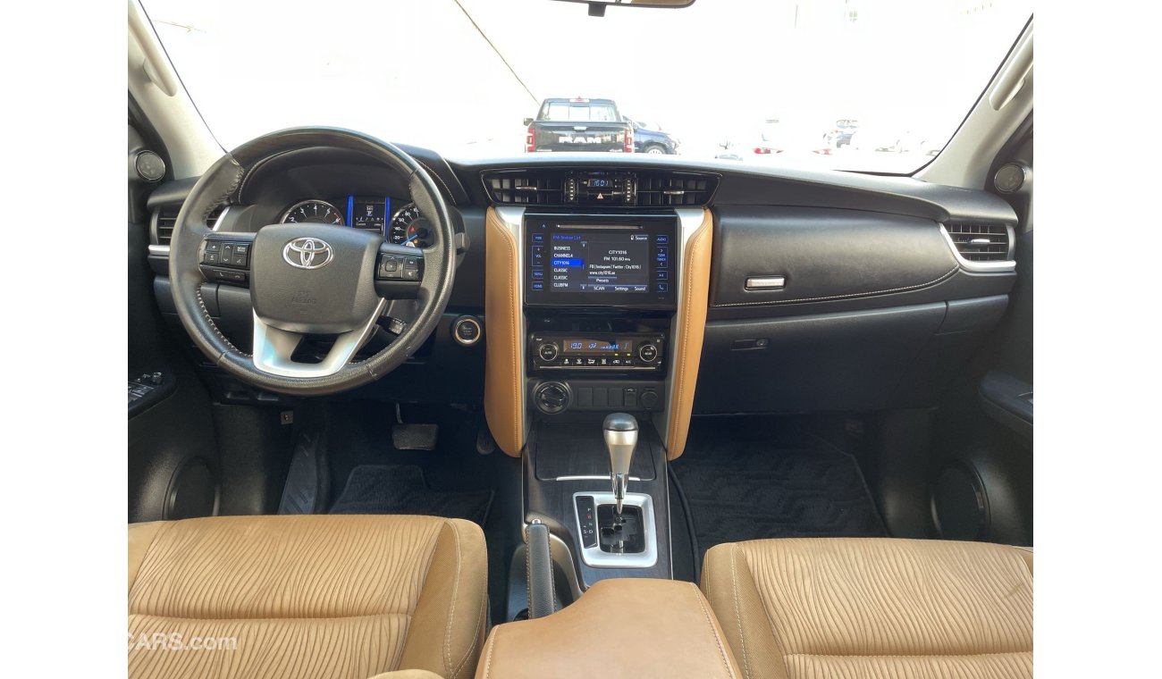 Toyota Fortuner GXR 4000