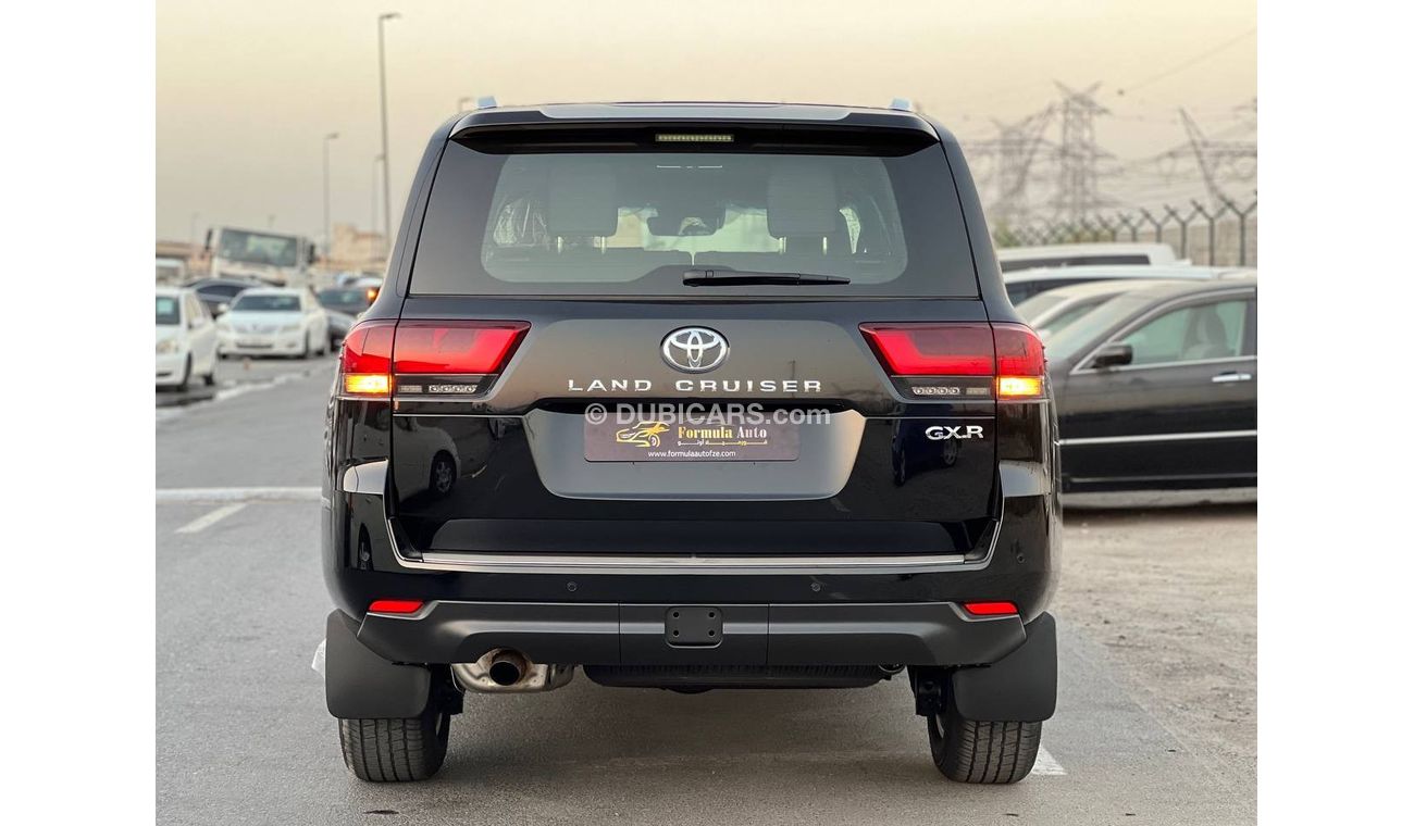 Toyota Land Cruiser GXR 4.0L // 2023 // MID OPTION WITH RADAR , BLACK INSIDE BLACK // SPECIAL OFFER // BY FORMUAL AUTO /