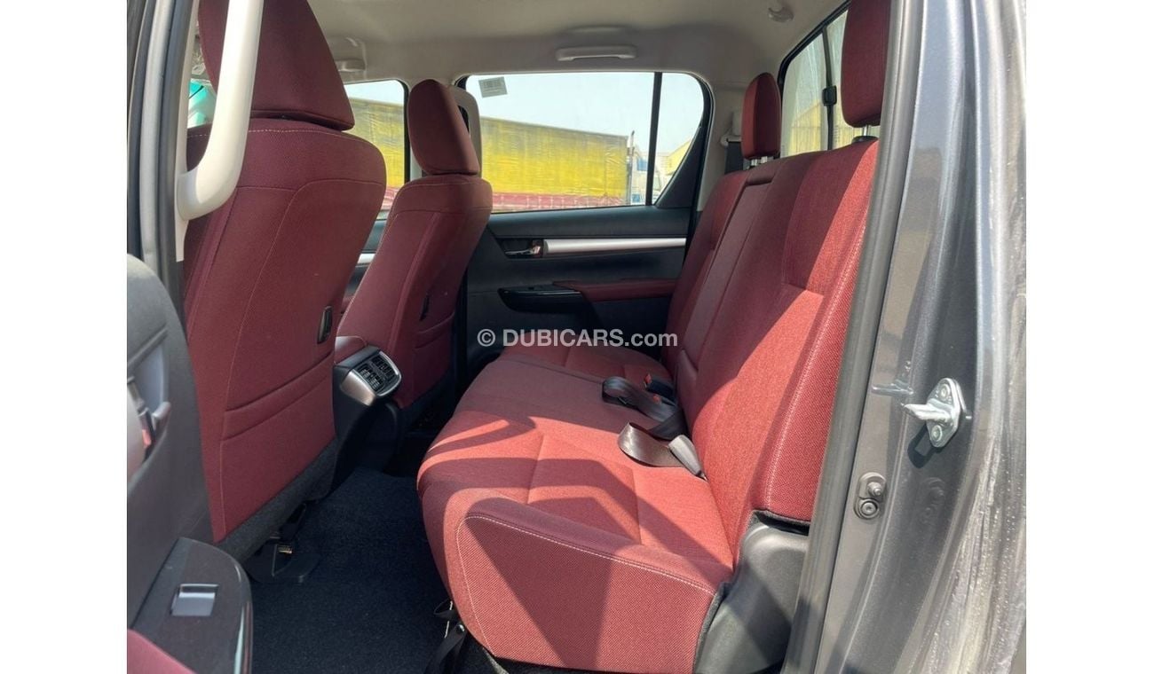 تويوتا هيلوكس 2024 Toyota Hilux 2.7L Automatic , SR5