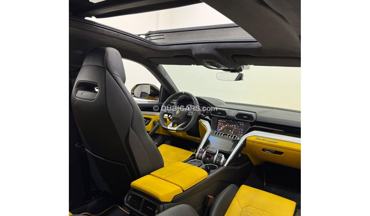 Lamborghini Urus 2019 Lamborghini Urus, Feb 2025 Lamborghini Warranty, Full Lamborghini Service History, GCC