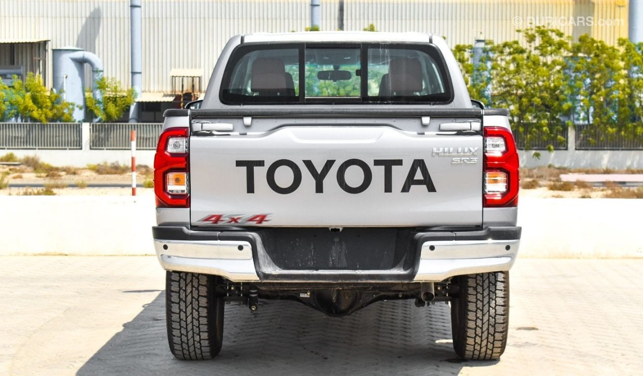 Toyota Hilux 2023 Toyota Hilux 4x4 DC 2.8 SR5 - Silver inside Black | Export Only