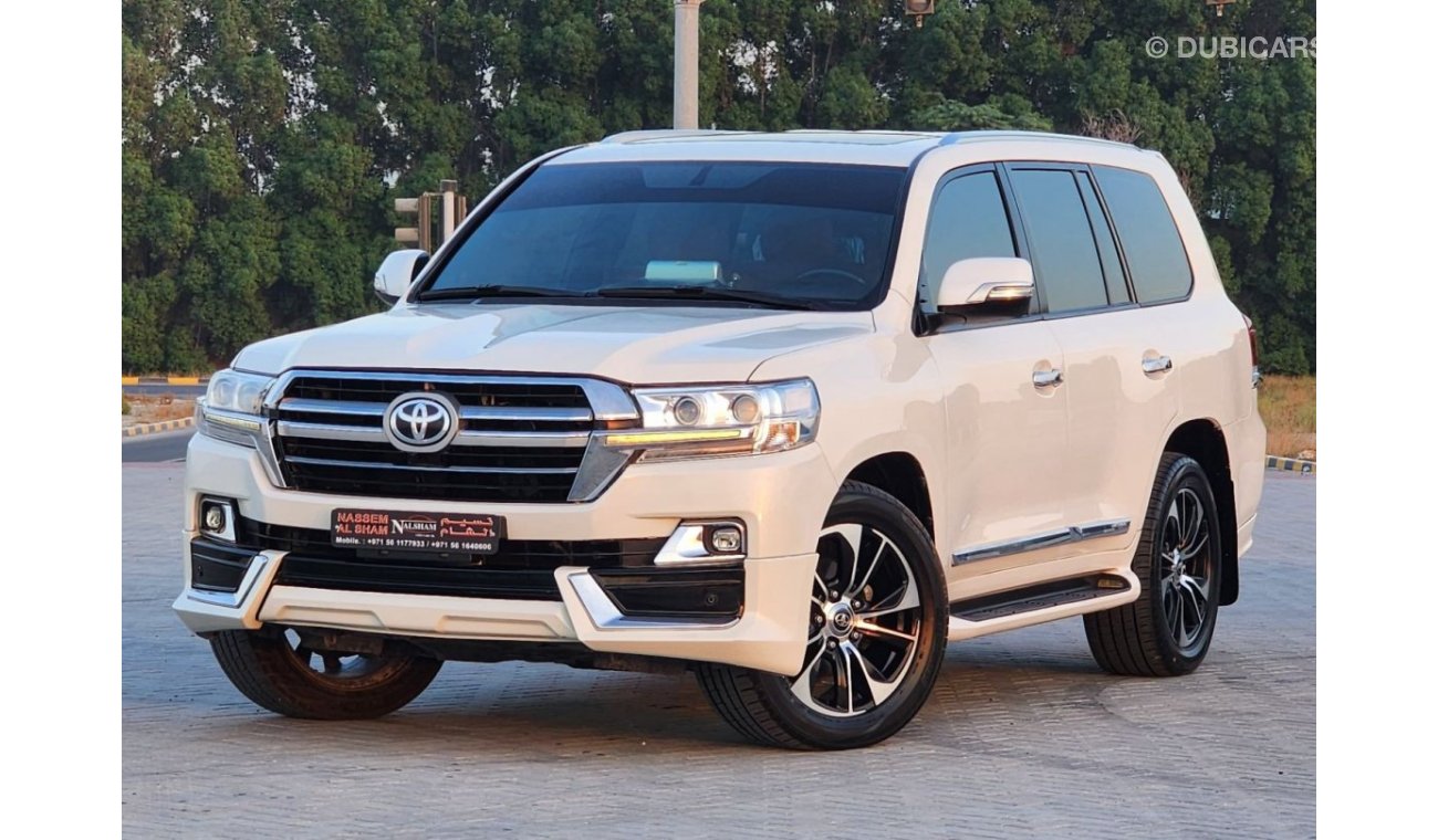 Toyota Land Cruiser VXR UPGRADE 2021