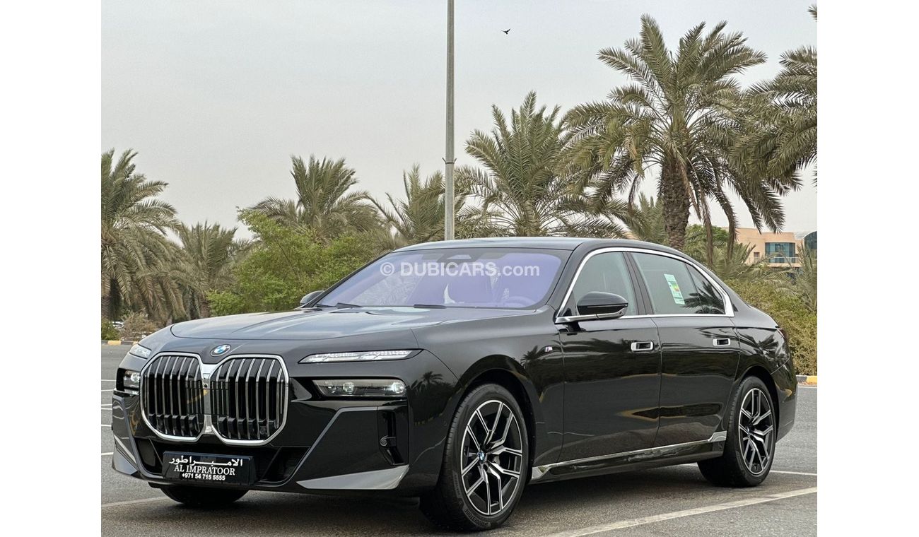 بي أم دبليو 740Li BMW 740i 2023 GCC   V8