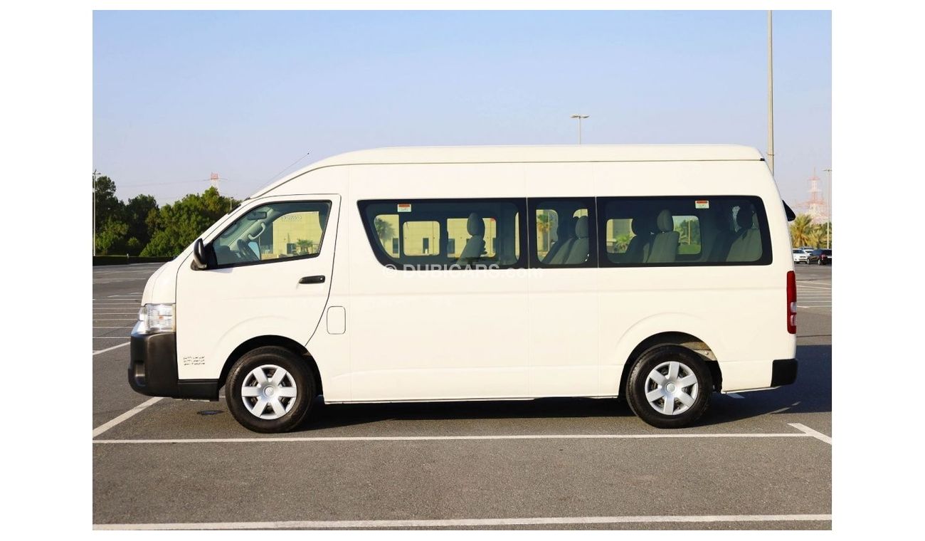 Toyota Hiace 13-Seater passenger Van | HiRoof | Excellent Condition | GCC Specs