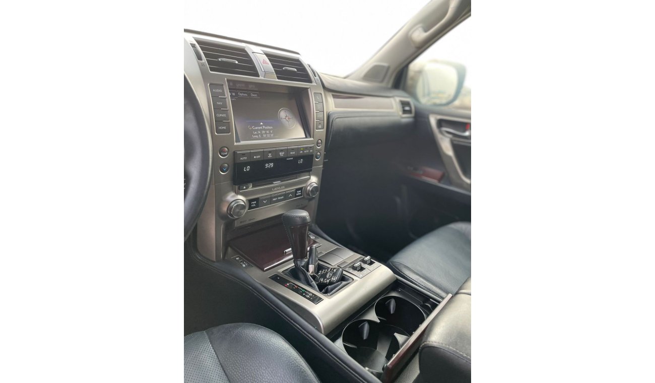 لكزس GX 460 2019 Lexus GX460 Premium 4.6L V8 - AWD 4x4 Full Option 7 Seater With PS And Radar  - 57,400 Mileage