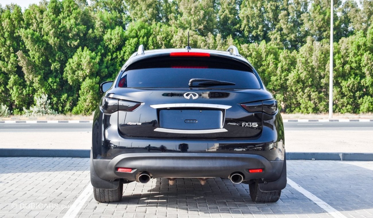 Infiniti FX35