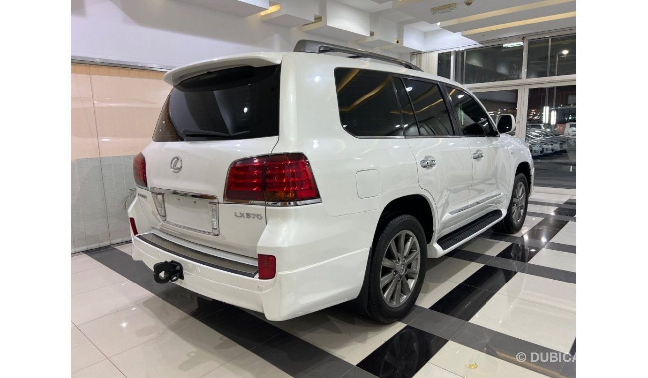 Lexus LX570