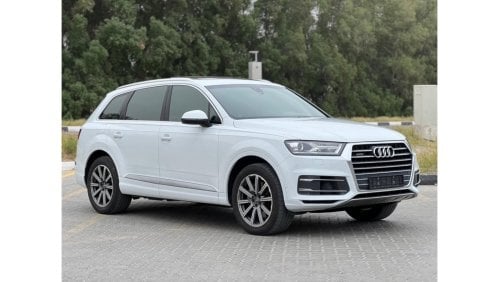 أودي Q7 45 TFSI quattro S-لاين