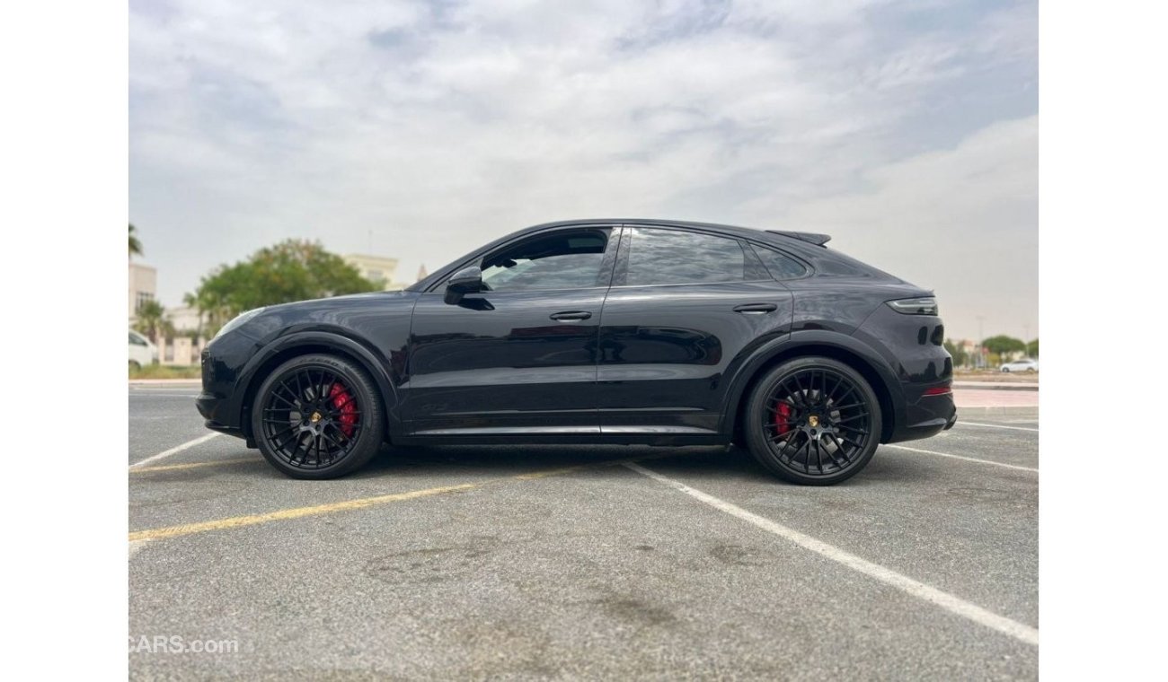 بورش كايان جي تي أس 2021 PORCSHE CAYENNE GTS // GCC SPEC // 52300 KM - CLEAN TITLE - ACCIDENT FREE