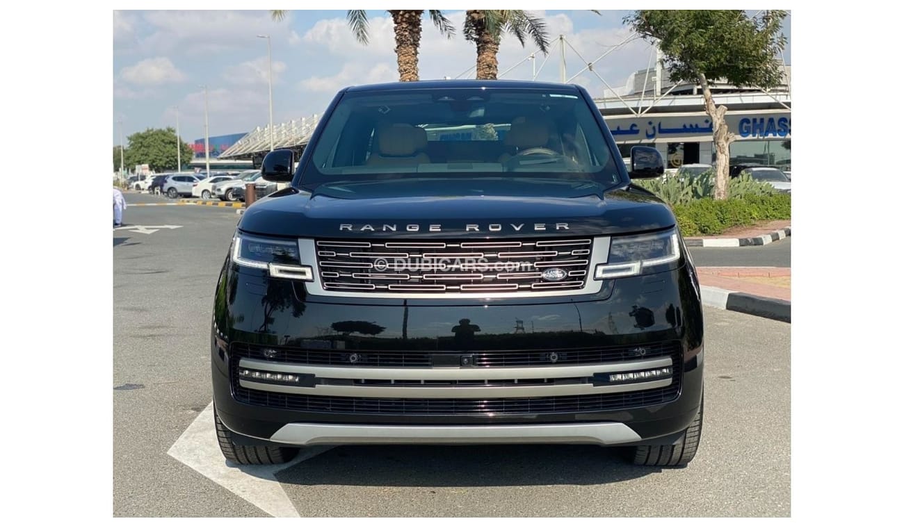 Land Rover Range Rover GCC SPEC UNDER WARRANTY AND SERVICE