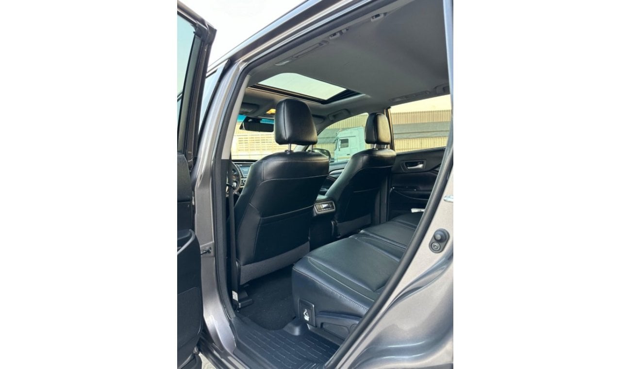 تويوتا هايلاندر 2018 LIMITED EDITION SUNROOF FULL OPTION