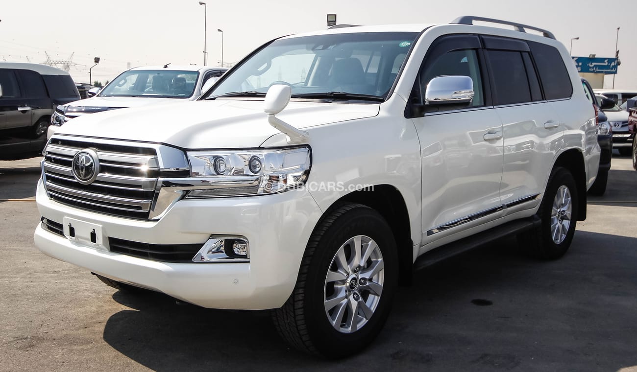 Toyota Land Cruiser V8 White Petrol Right Hand Drive