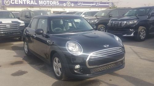 Mini Cooper RHD 4 dr PETROL 1.5cc LOW KMS AS NEW JAPAN IMPORT