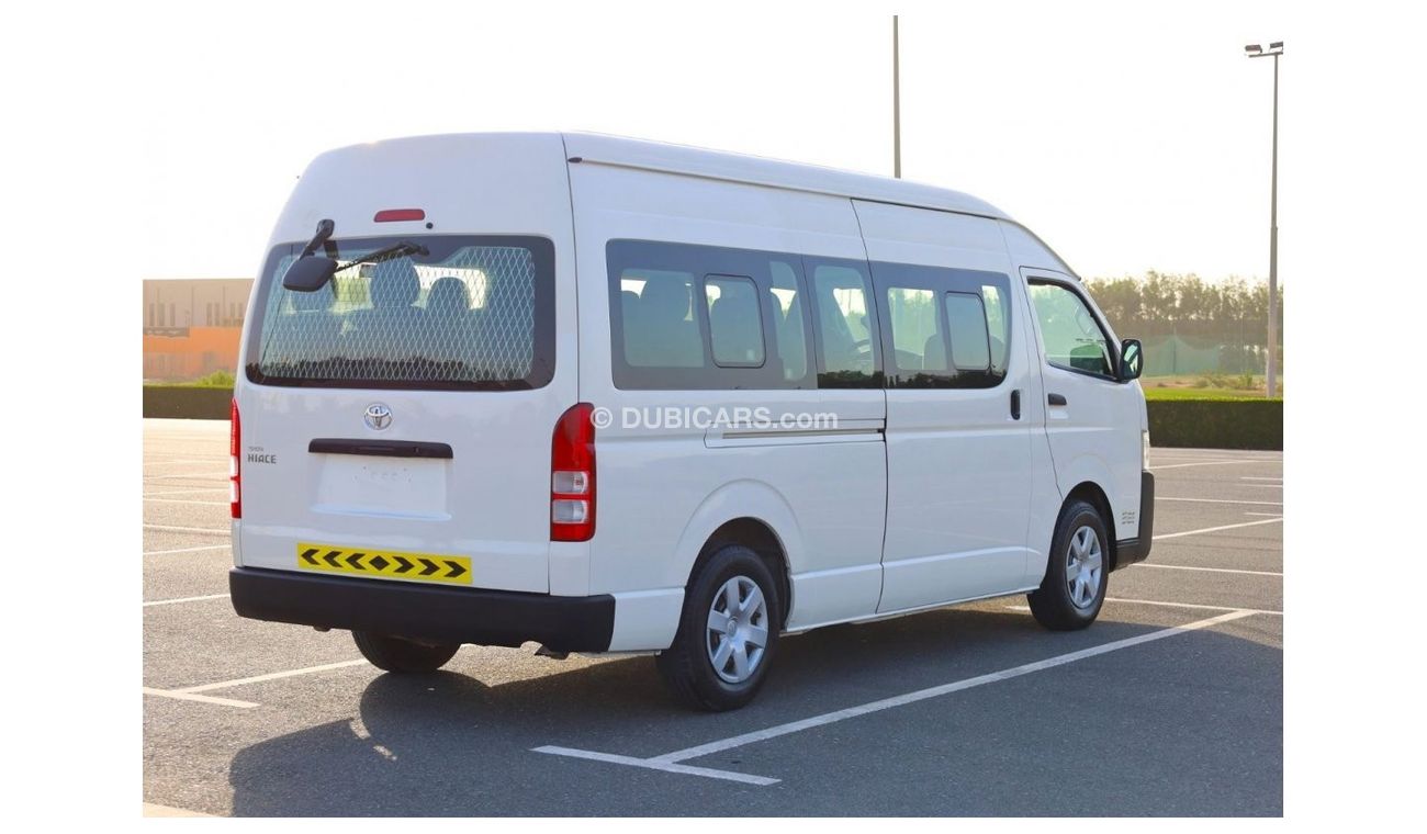 Toyota Hiace 13-Seater passenger Van | HiRoof | Excellent Condition | GCC Specs