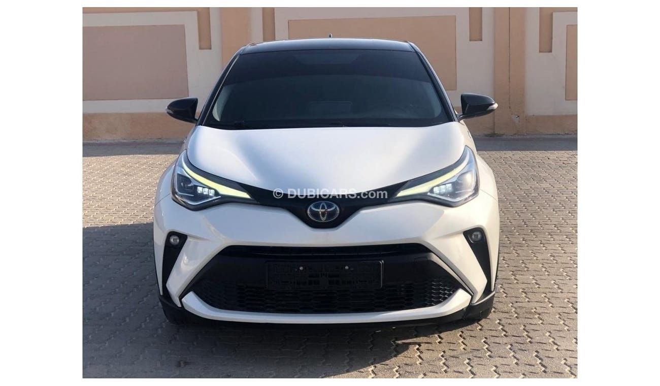 Toyota CHR Toyota C-HR Hybrid 2021 (1.8L) GCC Specs Full Option