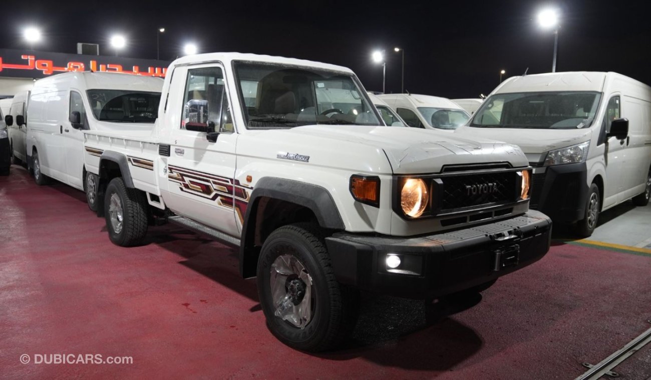 تويوتا لاند كروزر بيك آب TOYOTA LC79 PICK-UP SINGLE CABIN 4.0L MANUAL TRANSMISSION 2024 FULL OPTION