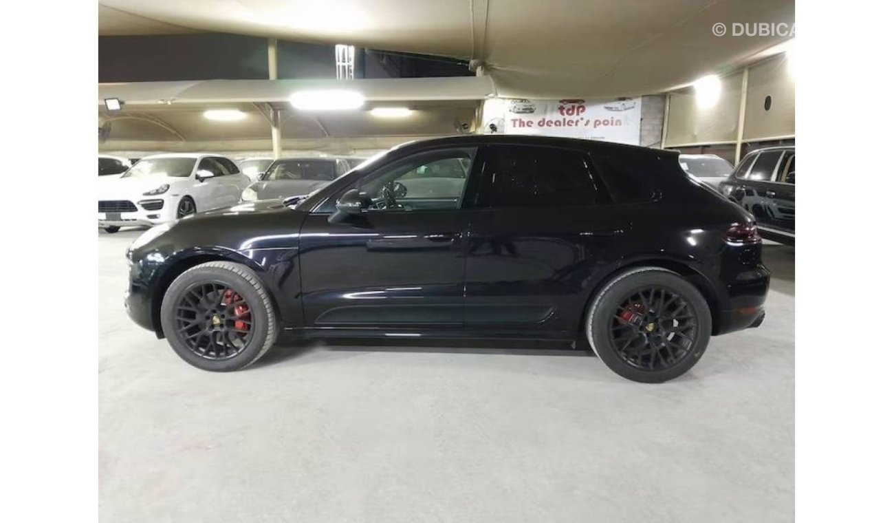 Porsche Macan GTS PORSCHE MACAN GTS 3.0L 2017 CARBON AND GTS INTERIOR, SPORTS CHRONO PACKAGE, SPORTS EXHAUST AND MORE