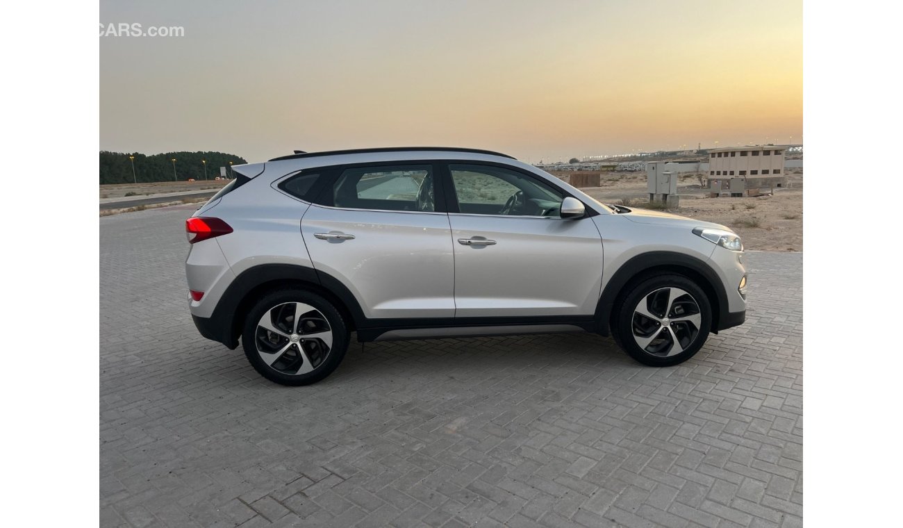 Hyundai Tucson GLS Plus