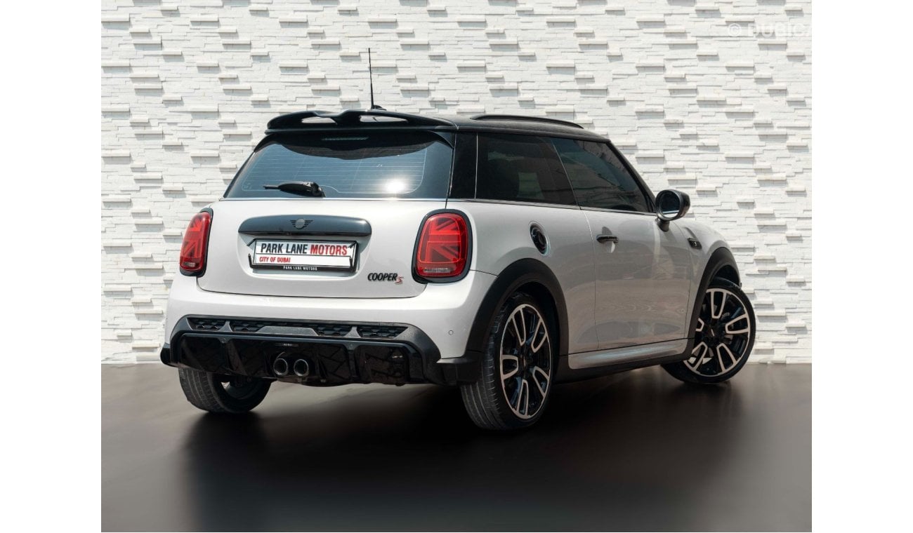 Mini Cooper S AED 1,730 PM • COOPER S JCW • LOW KMS • OFFICIAL MINI WARRANTY + SERVICE PLAN UNTIL 2026 / 100K KMS