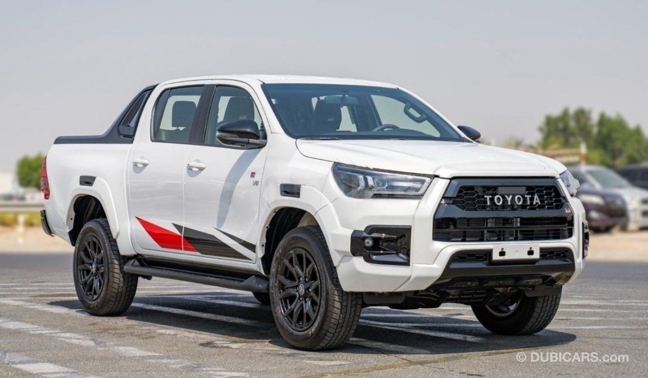 تويوتا هيلوكس DC GR SPORT 2.8D AT 4X4 - WHITE