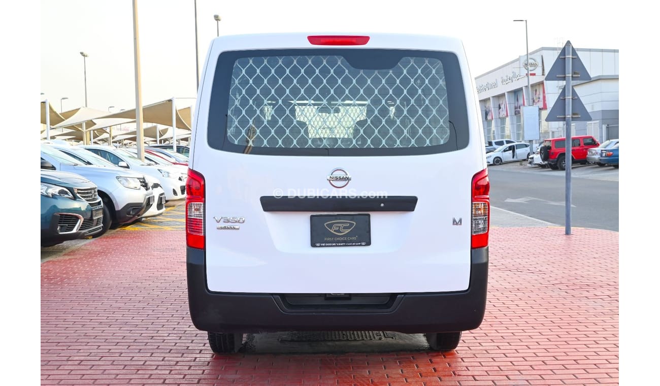 Nissan Navara 2019 | NISSAN NV-350 URVAN DELIVERY VAN STD-ROOF | GCC | VERY WELL-MAINTAINED | SPECTACULAR CONDITIO