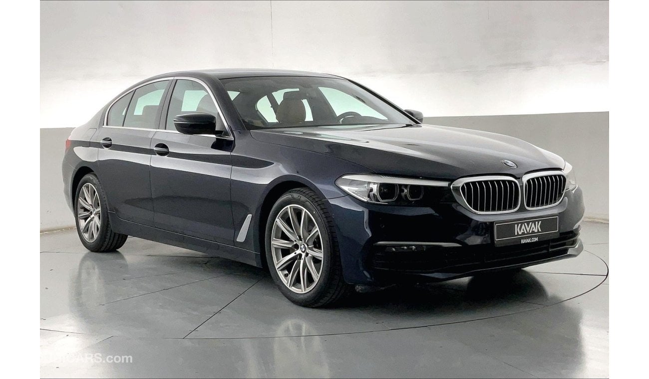 BMW 520i Exclusive | 1 year free warranty | 0 Down Payment