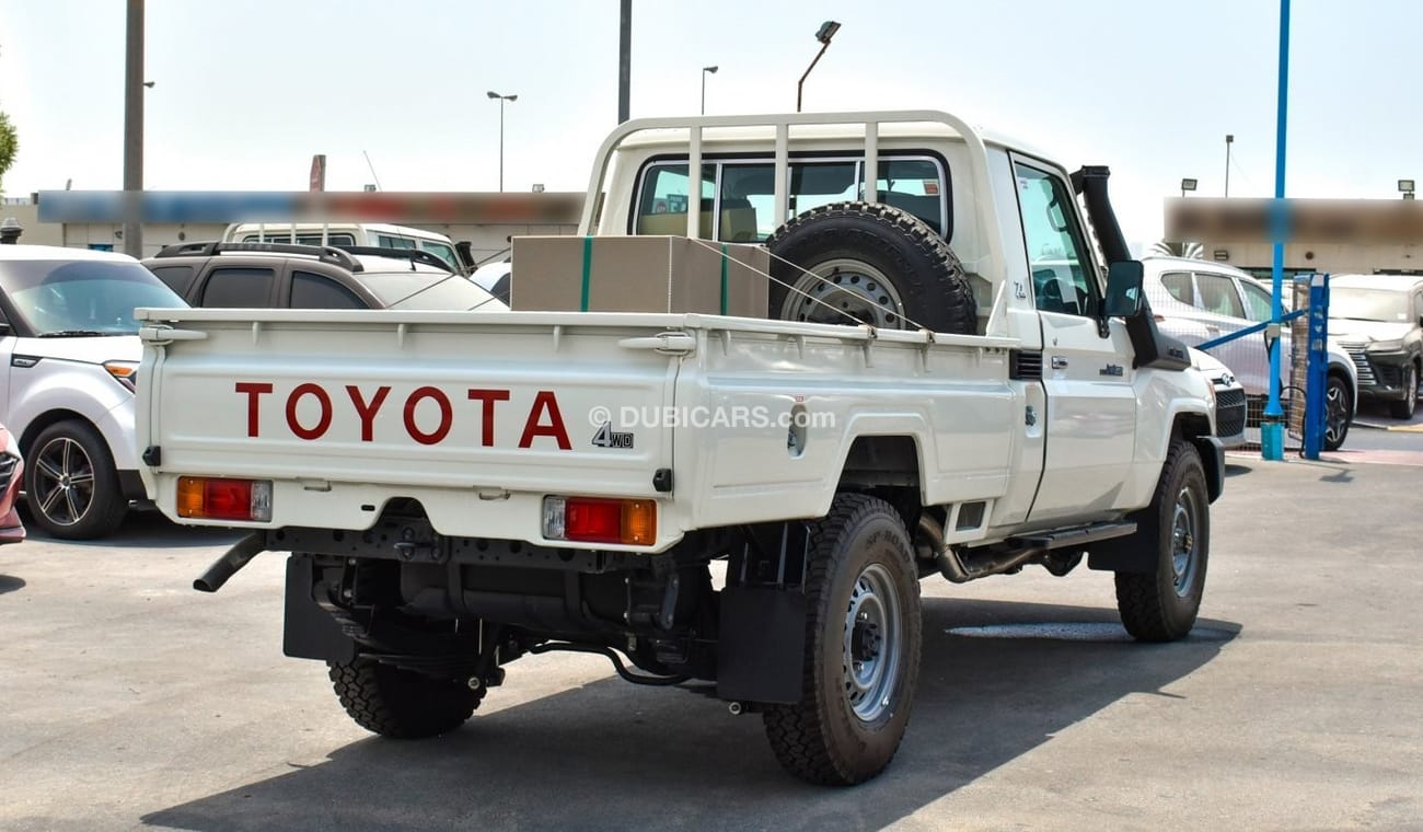 Toyota Land Cruiser Pick Up