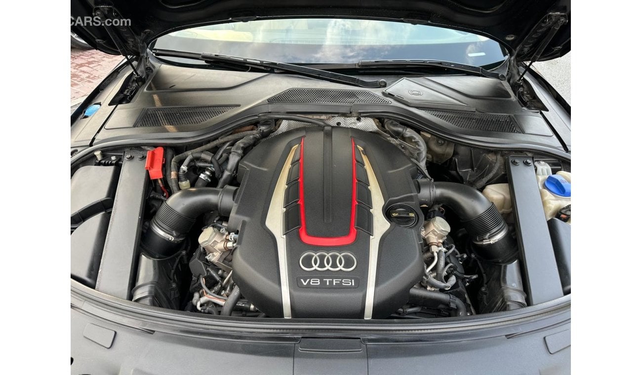 Audi S8 TFSI quattro Top Top Audi S8 S-LINE _GCC_2014_Excellent Condition _Full option_Fully original paint