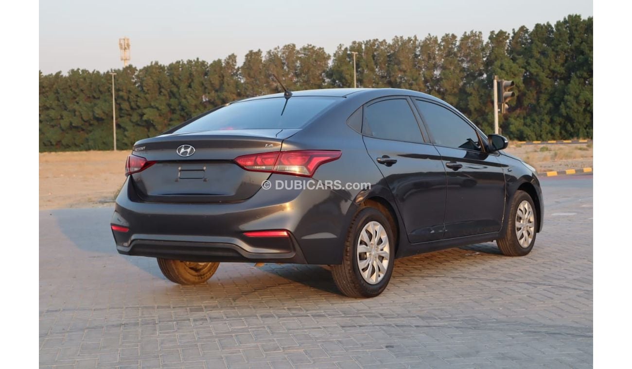 Hyundai Accent Base 1.6L (123 HP)