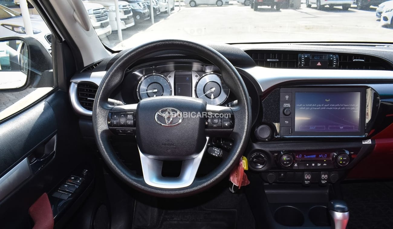 Toyota Hilux SR5 2.7 L