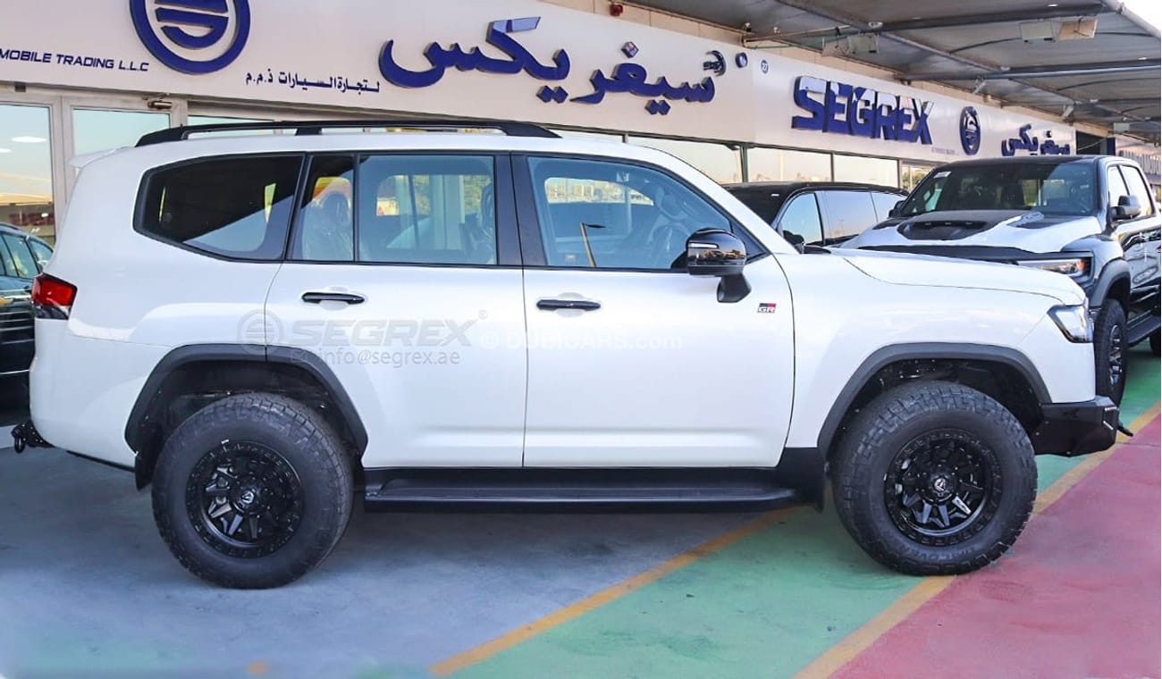 تويوتا لاند كروزر TOYOTA LC300 GR SPORT 3.3L DIESEL 4WD 2022