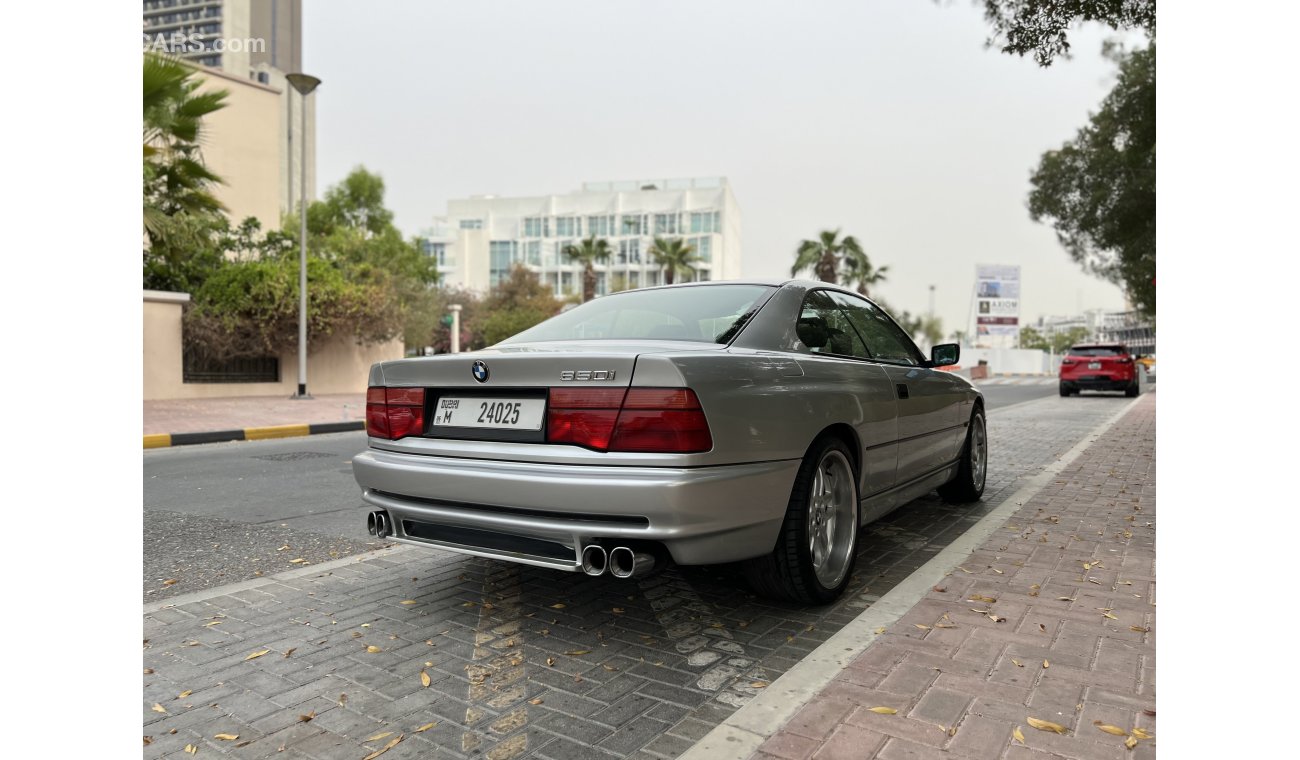 BMW 850 E31 V12 in a good condition