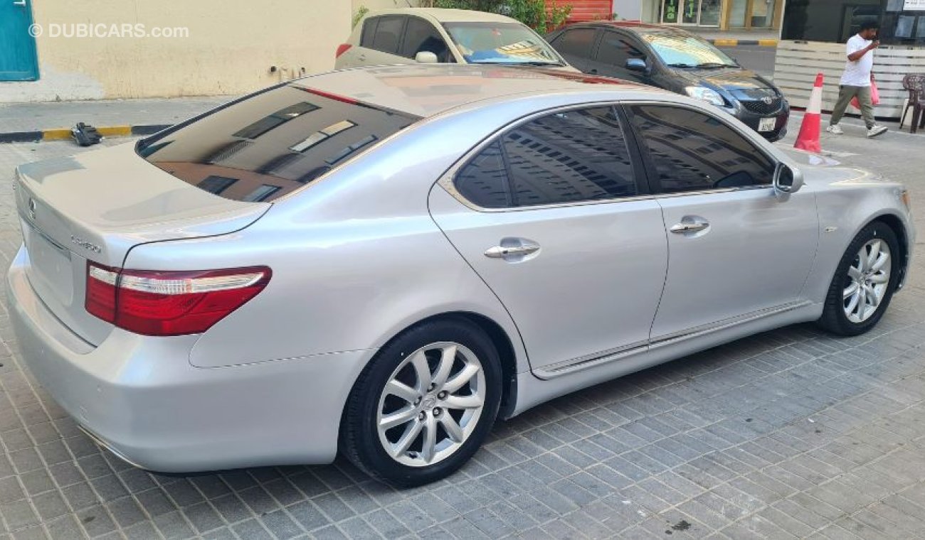 لكزس LS 460 لكزس 460 وارد اليابان  2007