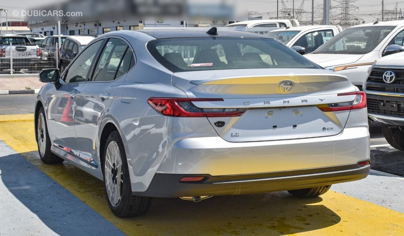 Toyota Camry LE  HEV 2.5L Hybrid