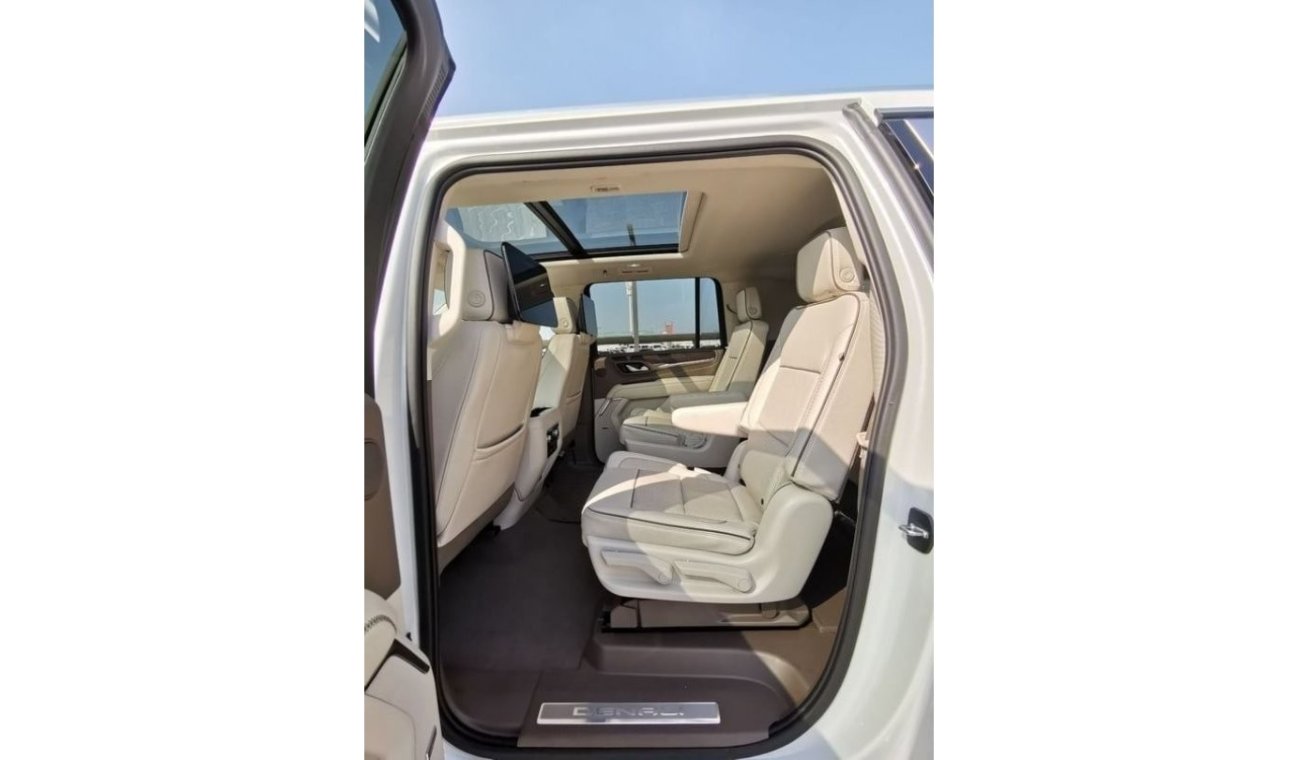 جي أم سي يوكون GMC Denali - 2023 - White