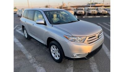 Toyota Highlander 2012 TOYOTA HIGHLANDER 4 CYLINDER - 2.7L I-4 DOHC, VVT, 187HP  7 SEATER LEATHER SEATS