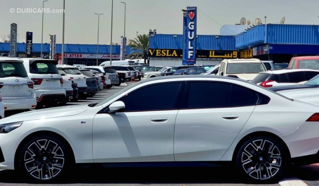 BMW 520i M Sport 5 years Warranty & Service 2024 GCC