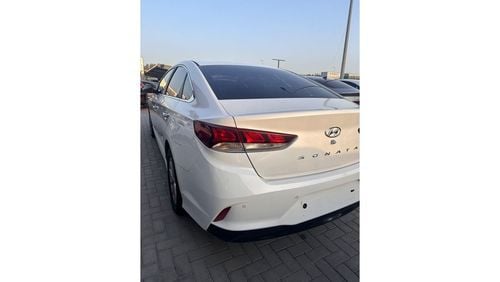 Hyundai Sonata Hybrid Limited 2.0L