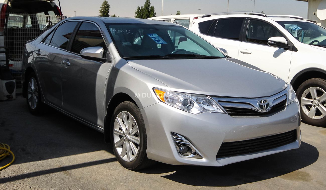 Used Toyota Camry XLE 2012 for sale in Dubai - 56883