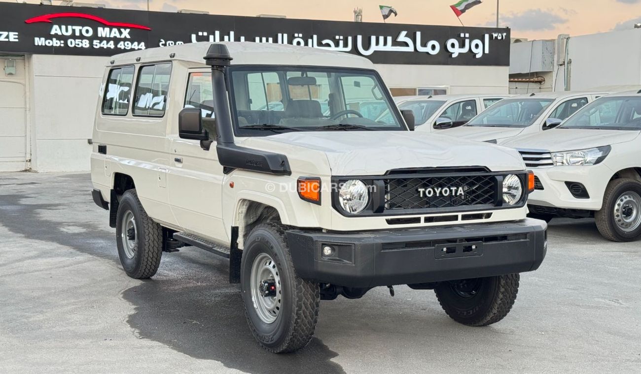 Toyota Land Cruiser Hard Top TOYOTA LAND CRUISER HARDTOP (LC78) AT 4.0L PETROL MY 2025