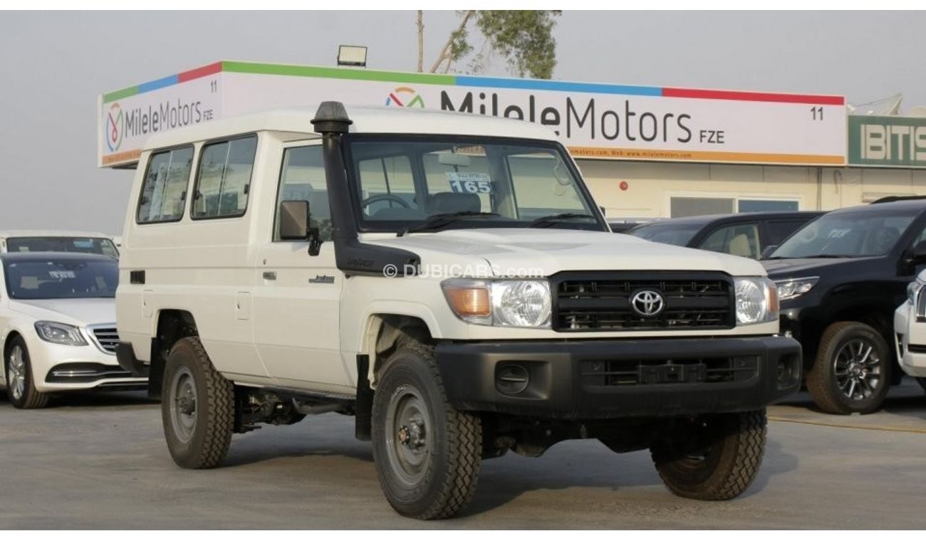 Toyota Land Cruiser Hardtop 3 Door 4.2L Diesel M/T RHD