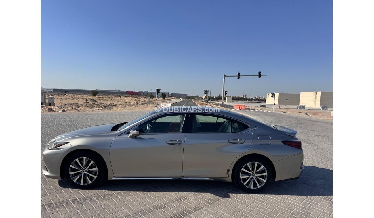 لكزس ES 350 Exclusive 3.5L