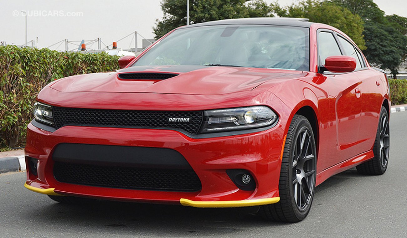 دودج تشارجر Daytona R/T RWD V8 HEMI