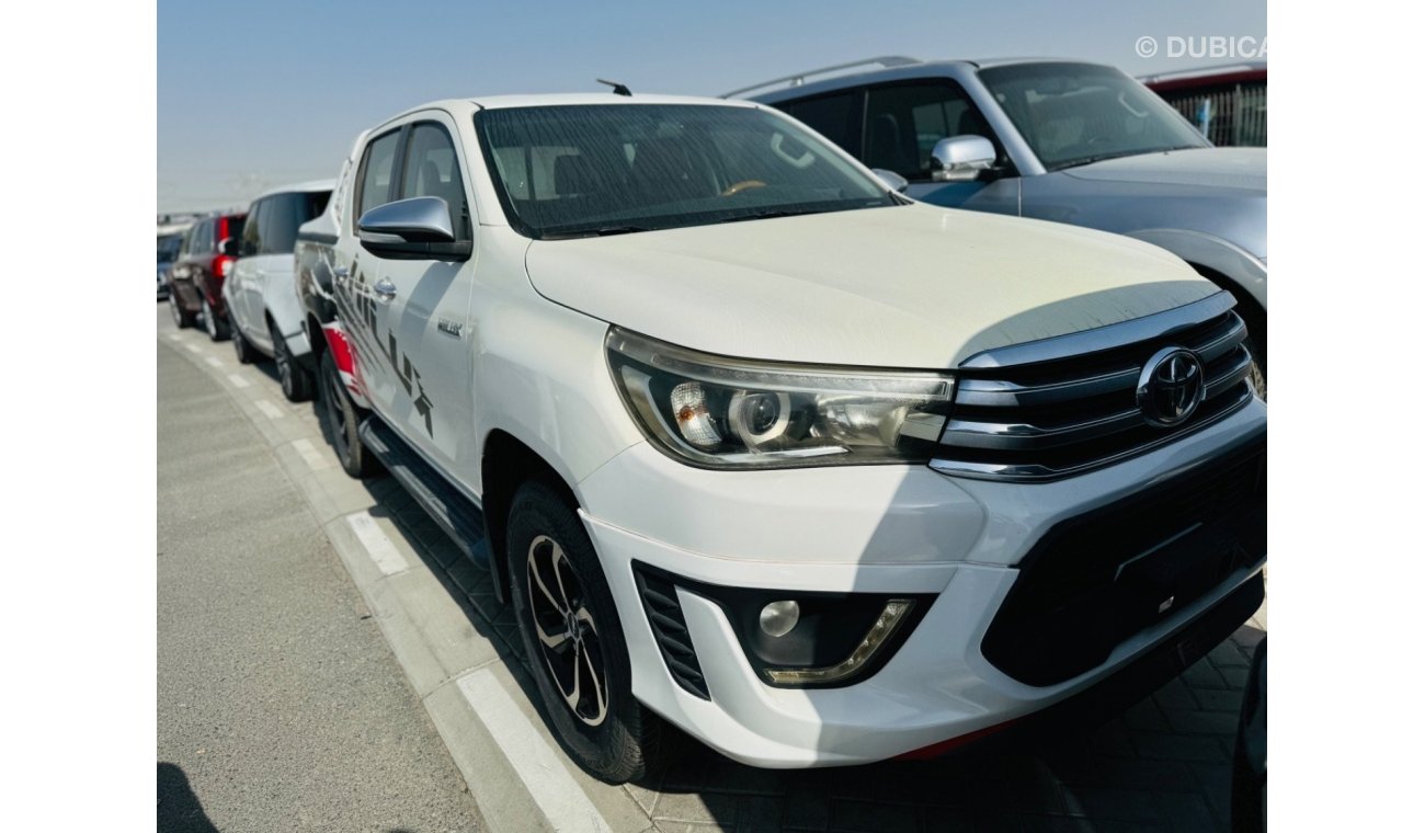 تويوتا هيلوكس Toyota hilux 2016 SR5 LHD TRD off-road