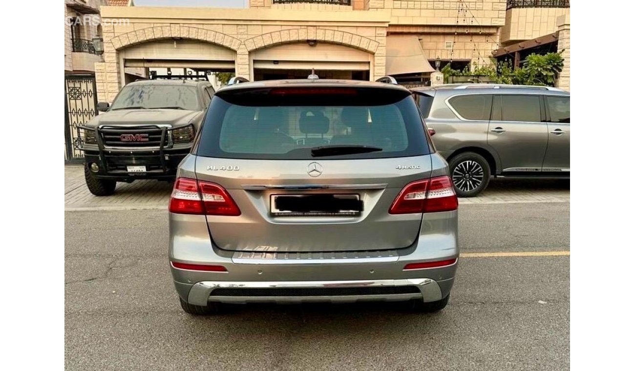 Mercedes-Benz ML 400